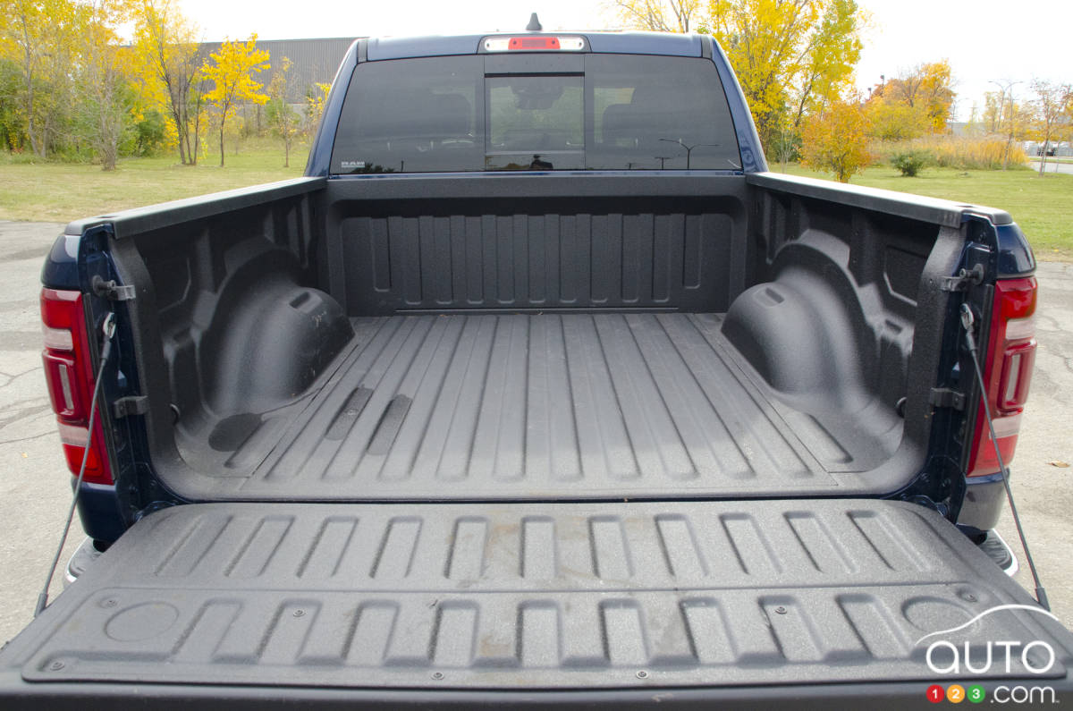 Ram 1500 Limited 2020, hayon ouvert